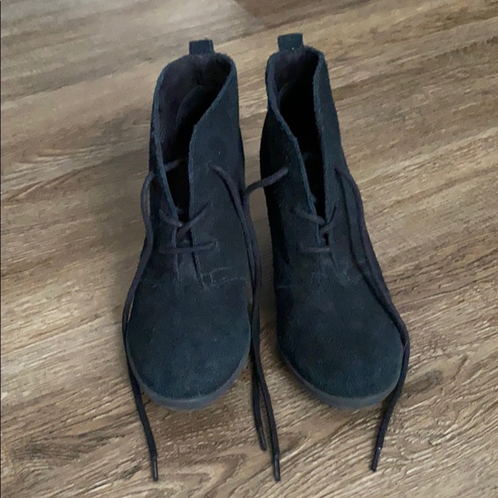 Minnetonka wedge